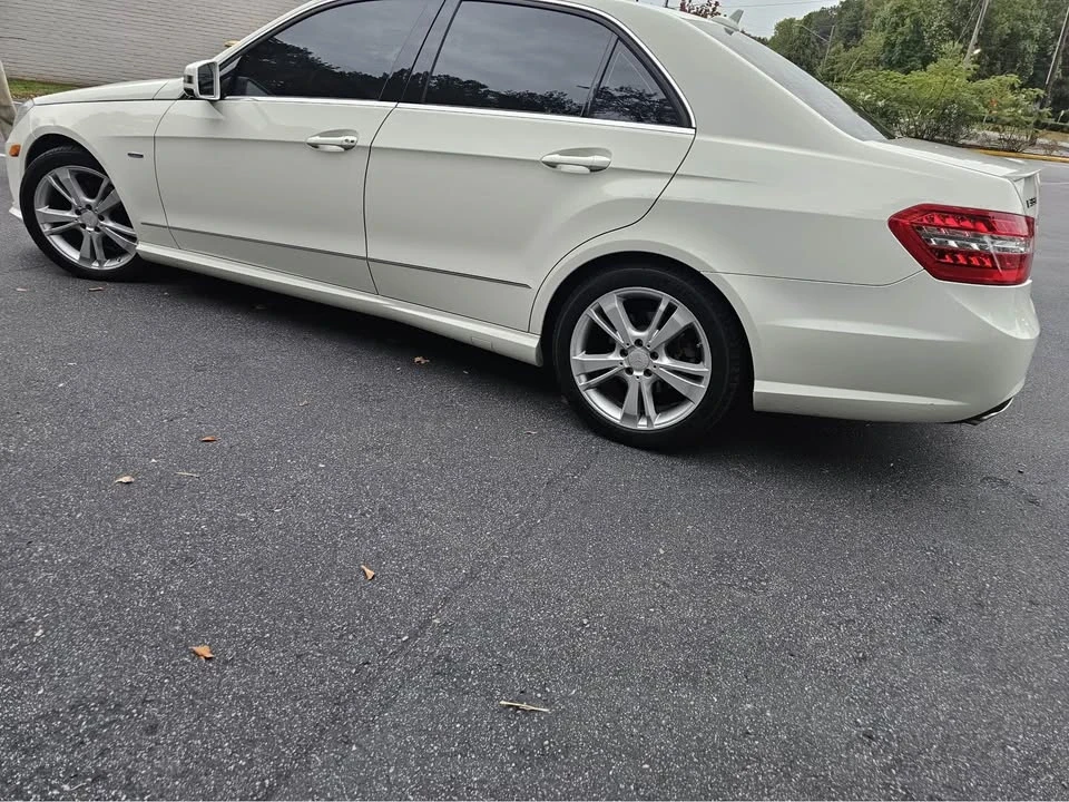 2012 Mercedes-Benz W212 E-Class - Image 3 of 12