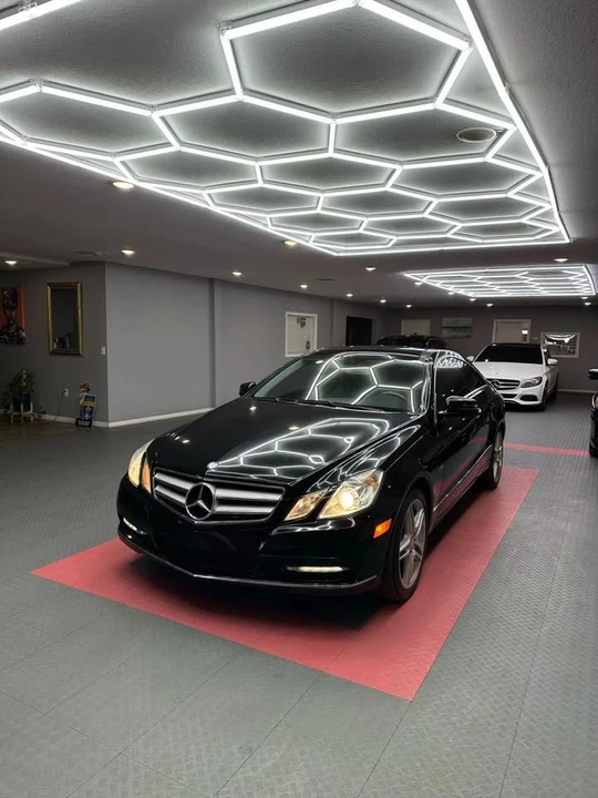 2012 Mercedes-Benz W212 E-Class - Image 2 of 11