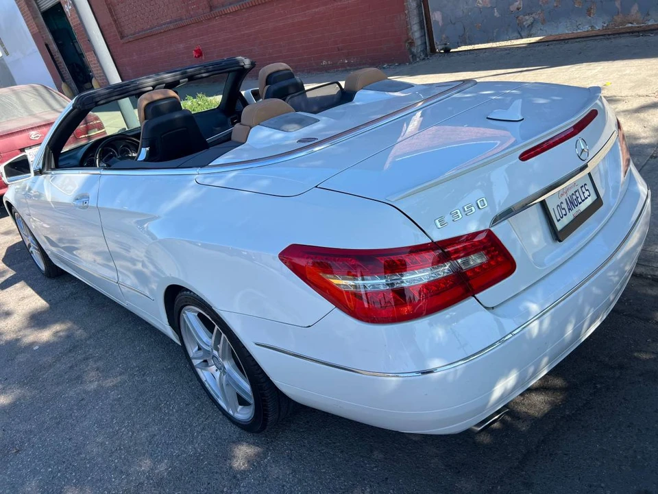 2012 Mercedes-Benz C207/A207 E-Class Coupe & Convertible - Image 9 of 24
