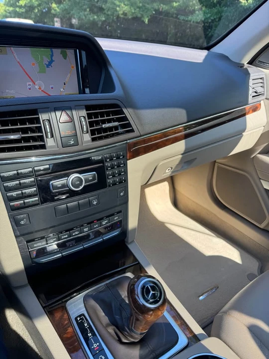 2012 Mercedes-Benz C207/A207 E-Class Coupe & Convertible - Image 12 of 20