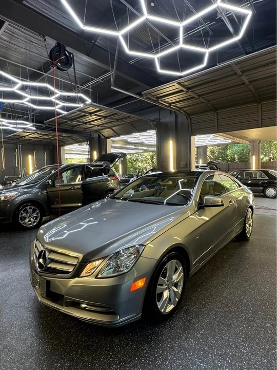 2012 Mercedes-Benz C207/A207 E-Class Coupe & Convertible - Image 2 of 20