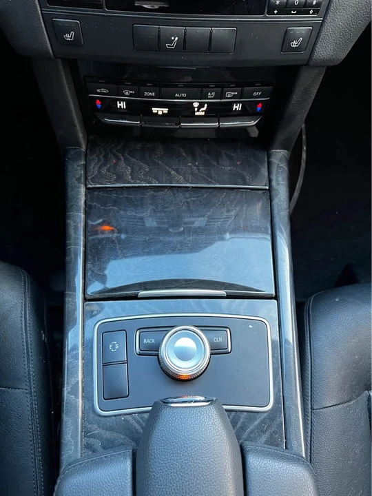 2012 Mercedes-Benz W212 E-Class - Image 16 of 20