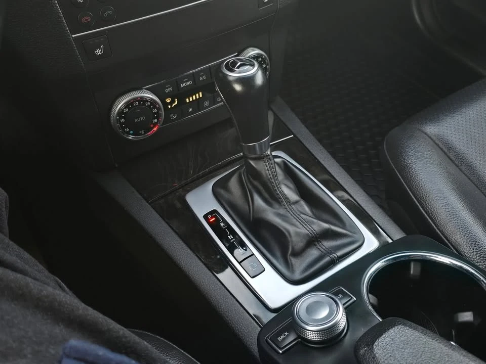 2012 Mercedes-Benz GLK-Class - Image 15 of 20
