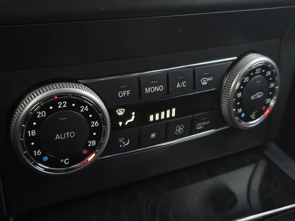2012 Mercedes-Benz GLK-Class - Image 20 of 20