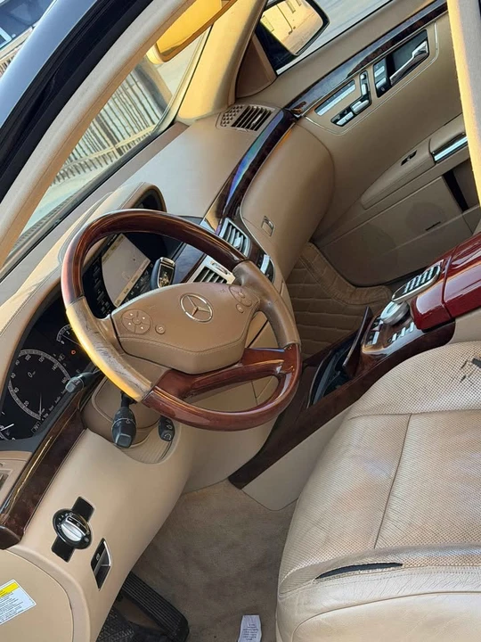 2012 Mercedes-Benz - Image 7 of 12
