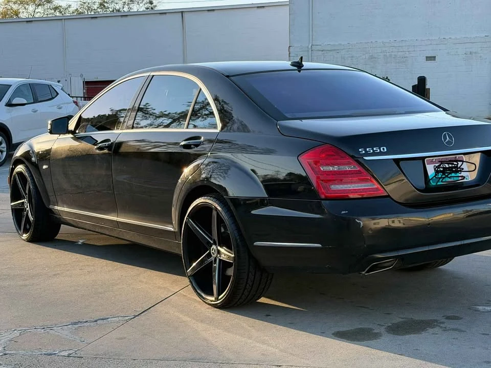 2012 Mercedes-Benz - Image 10 of 12