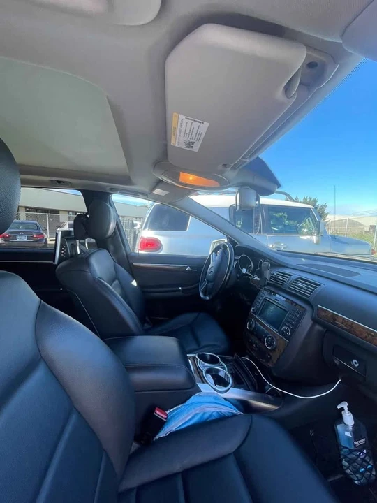 2012 Mercedes-Benz W251 R-Class - Image 4 of 9