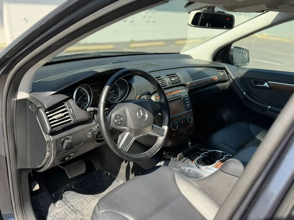 2012 Mercedes-Benz W251 R-Class - Image 8 of 20