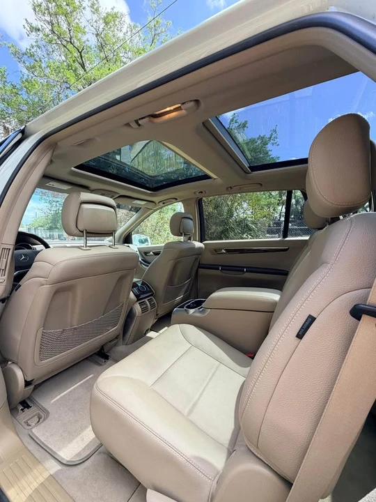 2012 Mercedes-Benz W251 R-Class - Image 11 of 14