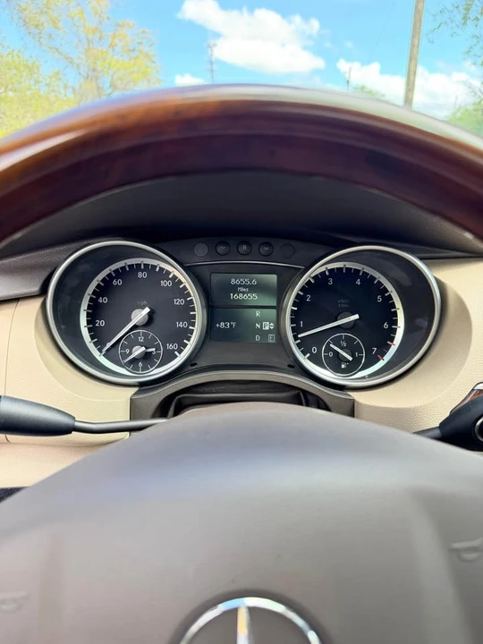 2012 Mercedes-Benz W251 R-Class - Image 5 of 14