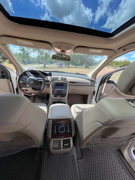 2012 Mercedes-Benz W251 R-Class - Image 16 of 20