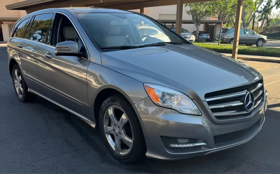 2012 Mercedes-Benz W251 R-Class - Image 3 of 10