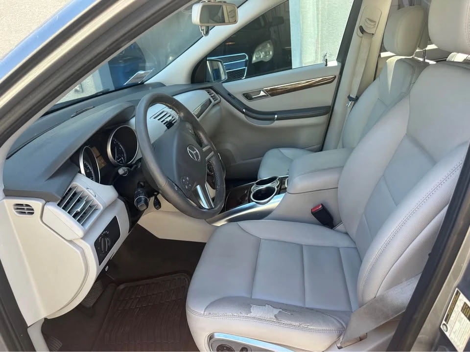 2012 Mercedes-Benz W251 R-Class - Image 4 of 6