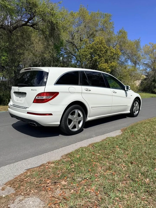 2012 Mercedes-Benz W251 R-Class - Image 4 of 12