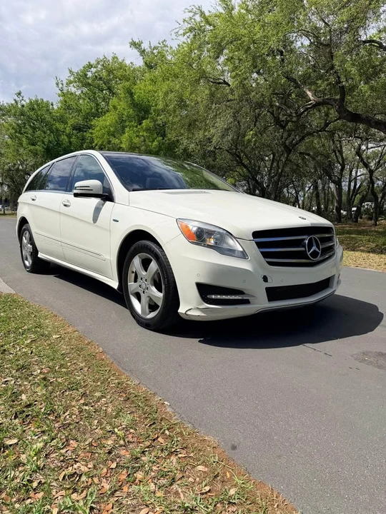 2012 Mercedes-Benz W251 R-Class - Image 2 of 12