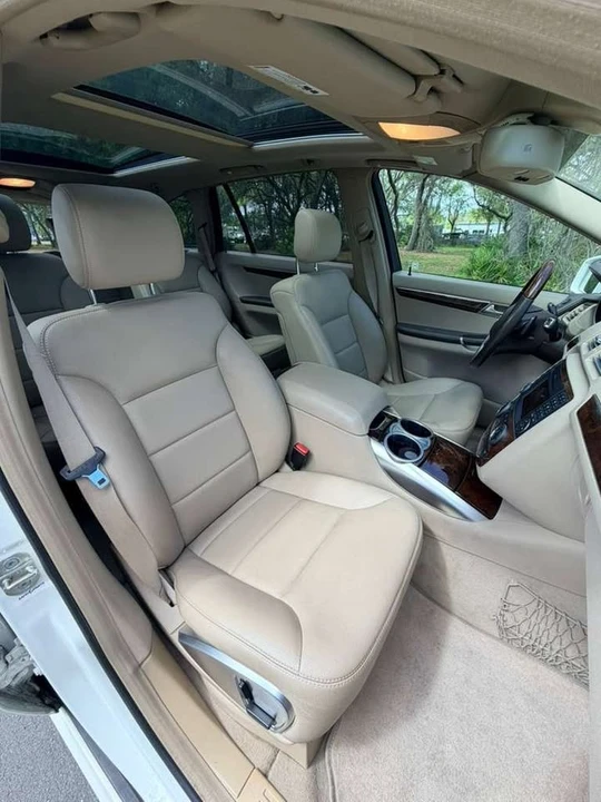 2012 Mercedes-Benz W251 R-Class - Image 7 of 14