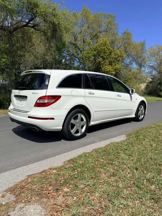 2012 Mercedes-Benz W251 R-Class - Image 11 of 14