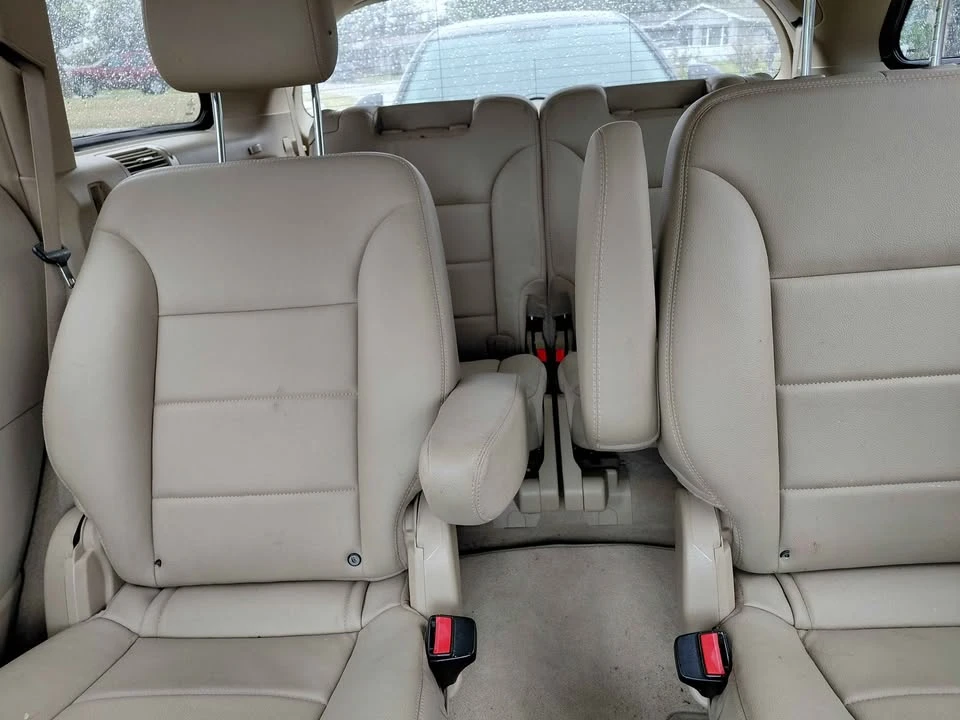 2012 Mercedes-Benz W251 R-Class - Image 5 of 11
