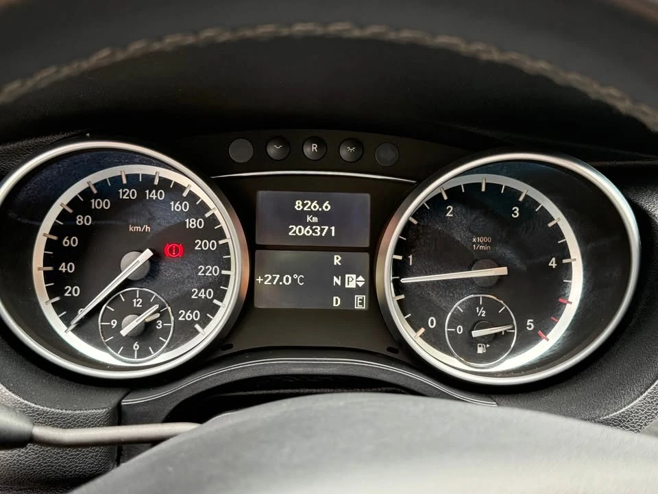 2012 Mercedes-Benz W251 R-Class - Image 19 of 19