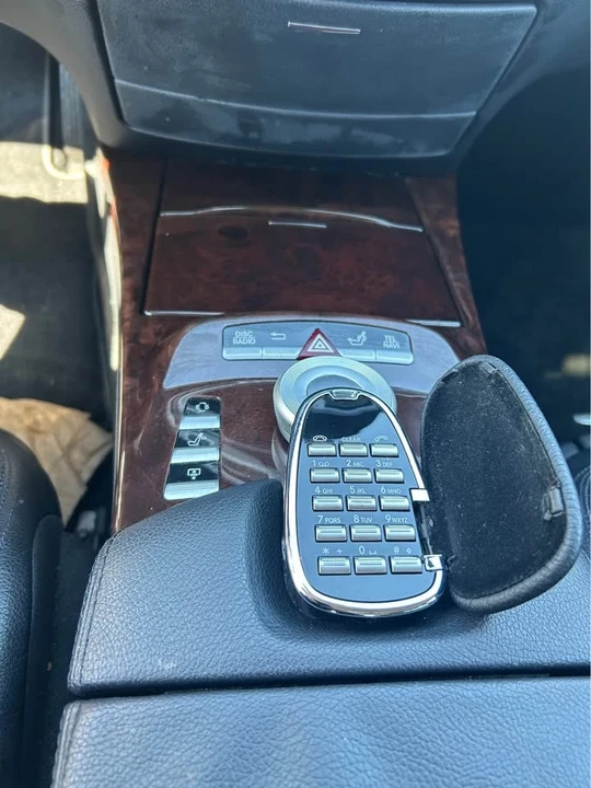 2012 Mercedes-Benz W221 S-Class - Image 11 of 14