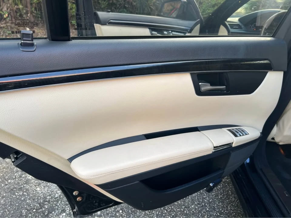 2012 Mercedes-Benz W221 S-Class - Image 16 of 17
