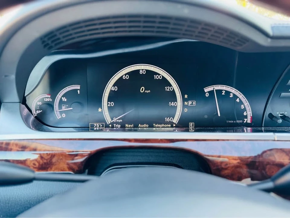2012 Mercedes-Benz W221 S-Class - Image 9 of 14