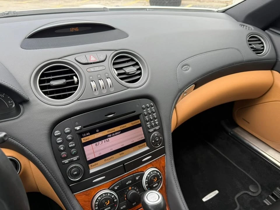 2012 Mercedes-Benz R231 SL-Class - Image 9 of 12