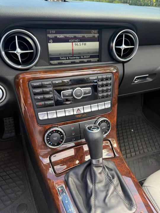 2012 Mercedes-Benz R172 SLC-Class - Image 11 of 16