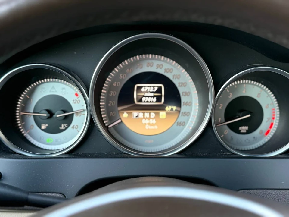 2012 Mercedes-Benz W204 C-Class - Image 13 of 24