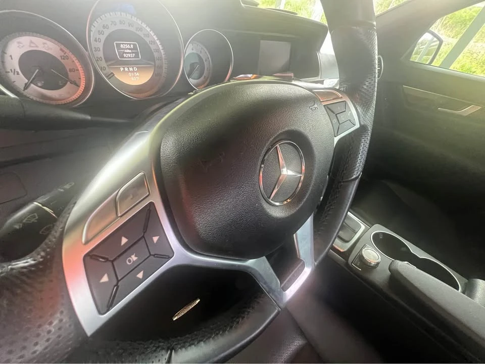 2012 Mercedes-Benz W204 C-Class - Image 5 of 11