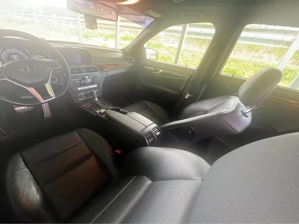 2012 Mercedes-Benz W204 C-Class - Image 6 of 11