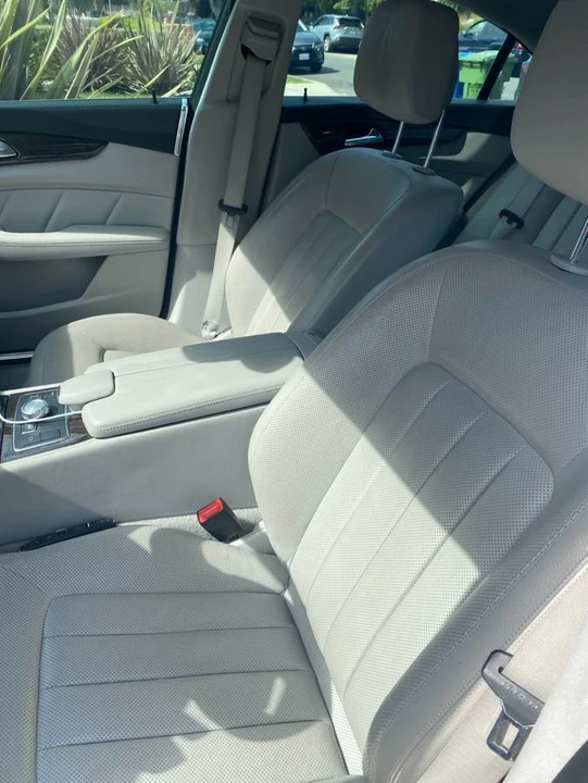 2012 Mercedes-Benz C218 CLS-Class - Image 9 of 12