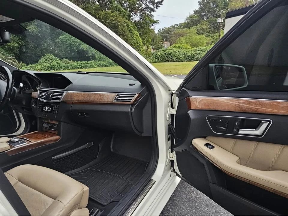 2012 Mercedes-Benz W212 E-Class - Image 3 of 10