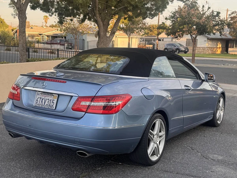 2012 Mercedes-Benz C207/A207 E-Class Coupe & Convertible - Image 4 of 5