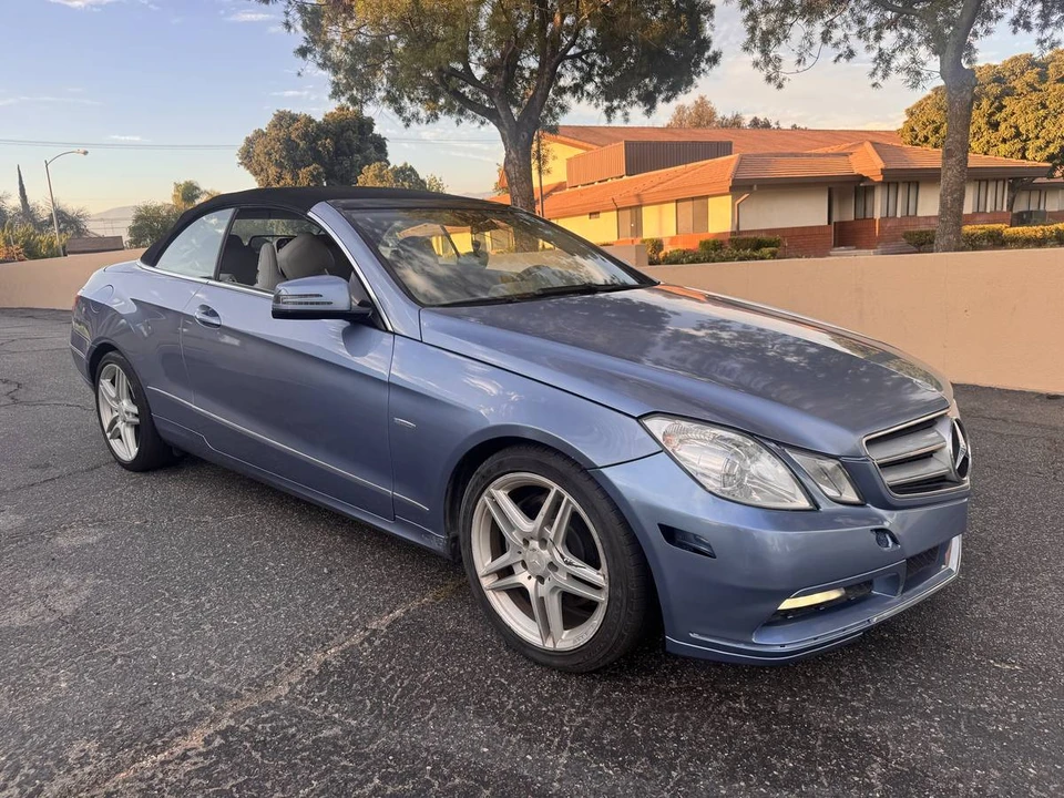 2012 Mercedes-Benz C207/A207 E-Class Coupe & Convertible - Image 2 of 5