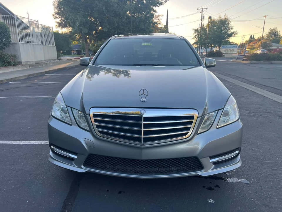 2012 Mercedes-Benz W212 E-Class - Image 2 of 16
