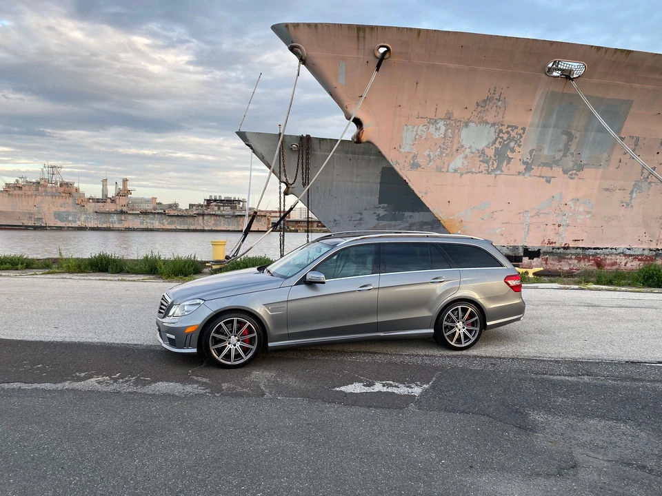2012 Mercedes-Benz W212 E 63 AMG - Image 2 of 16