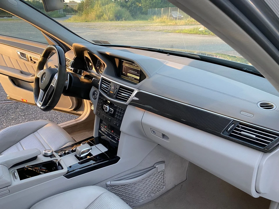 2012 Mercedes-Benz W212 E 63 AMG - Image 11 of 16