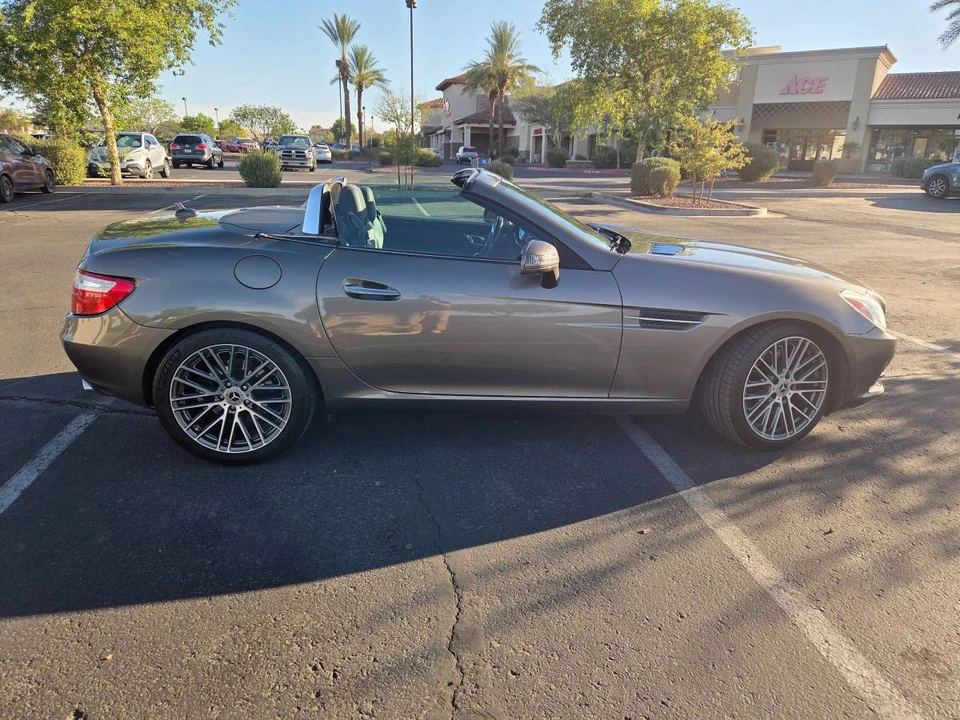 2012 Mercedes-Benz R172 SLC-Class - Image 2 of 8