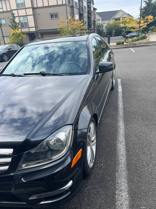 2012 Mercedes-Benz W204 C-Class - Image 3 of 8