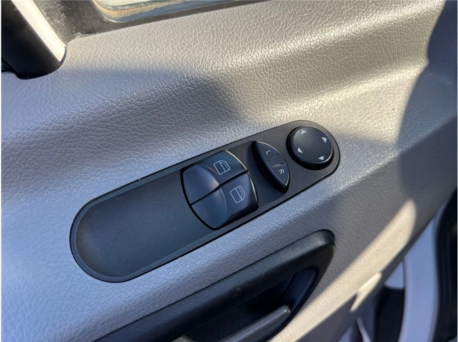 2012 Mercedes-Benz NCV3 Sprinter - Image 16 of 21