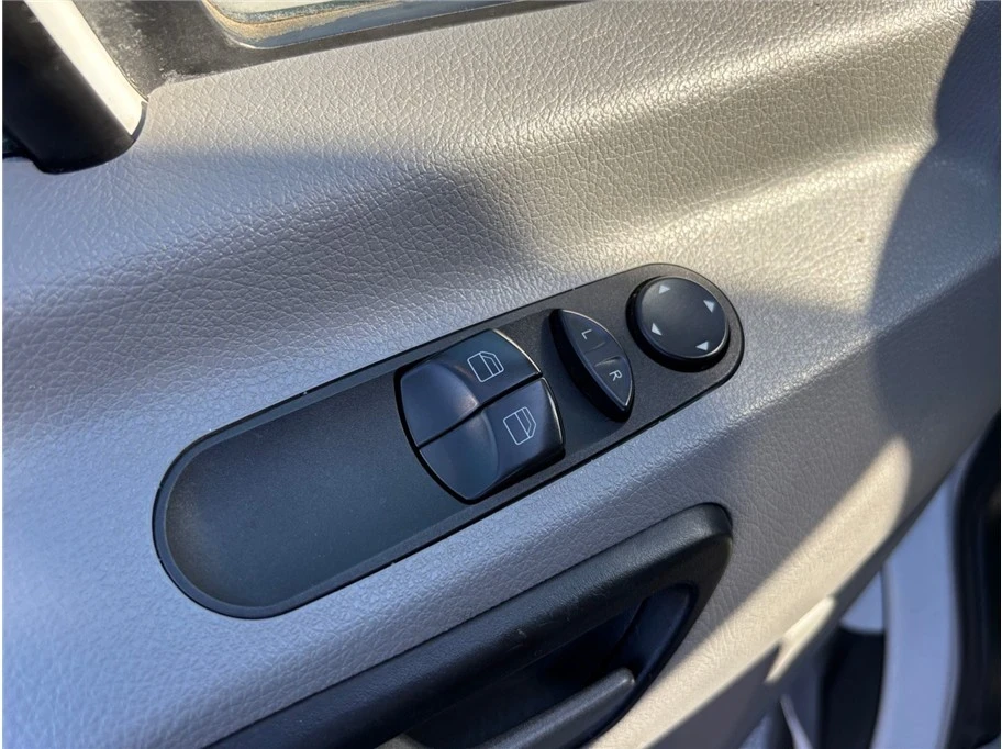 2012 Mercedes-Benz NCV3 Sprinter - Image 16 of 21