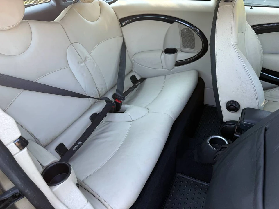 2012 Mini Clubman 1st Gen - Image 12 of 18
