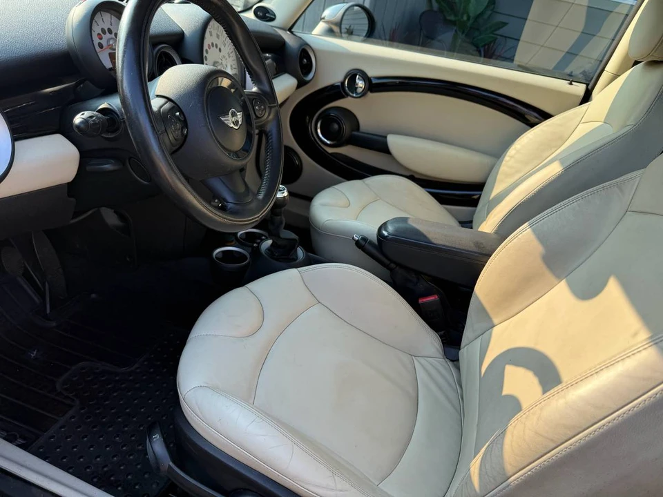 2012 Mini Clubman 1st Gen - Image 10 of 18