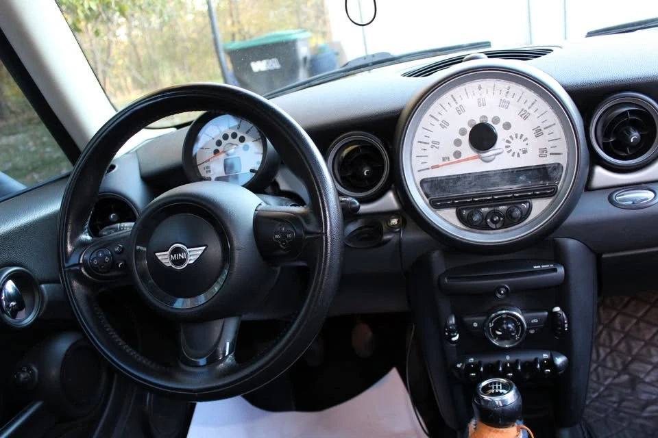 2012 Mini Mini 2nd Gen - Image 8 of 8