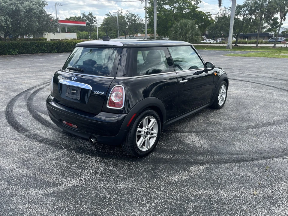 2012 Mini Mini 2nd Gen - Image 6 of 31