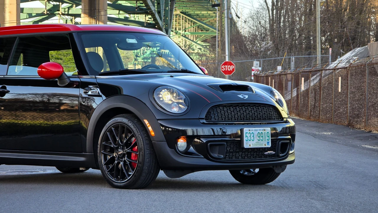 2012 Mini Clubman 1st Gen - Image 23 of 31