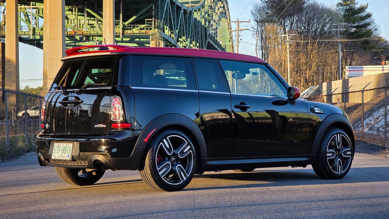 2012 Mini Clubman 1st Gen - Image 17 of 31