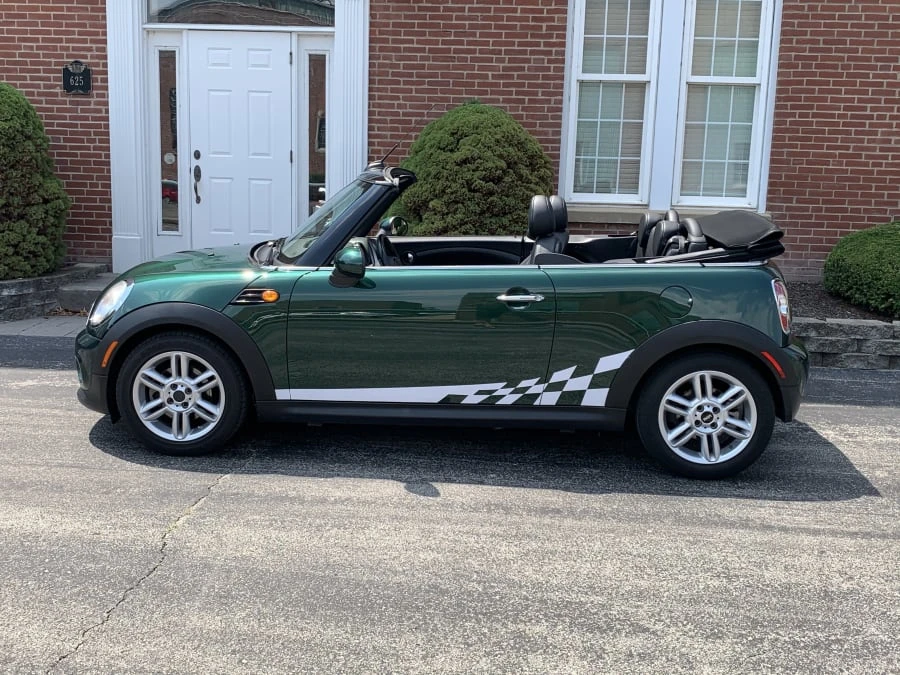2012 Mini Mini 2nd Gen - Image 2 of 8