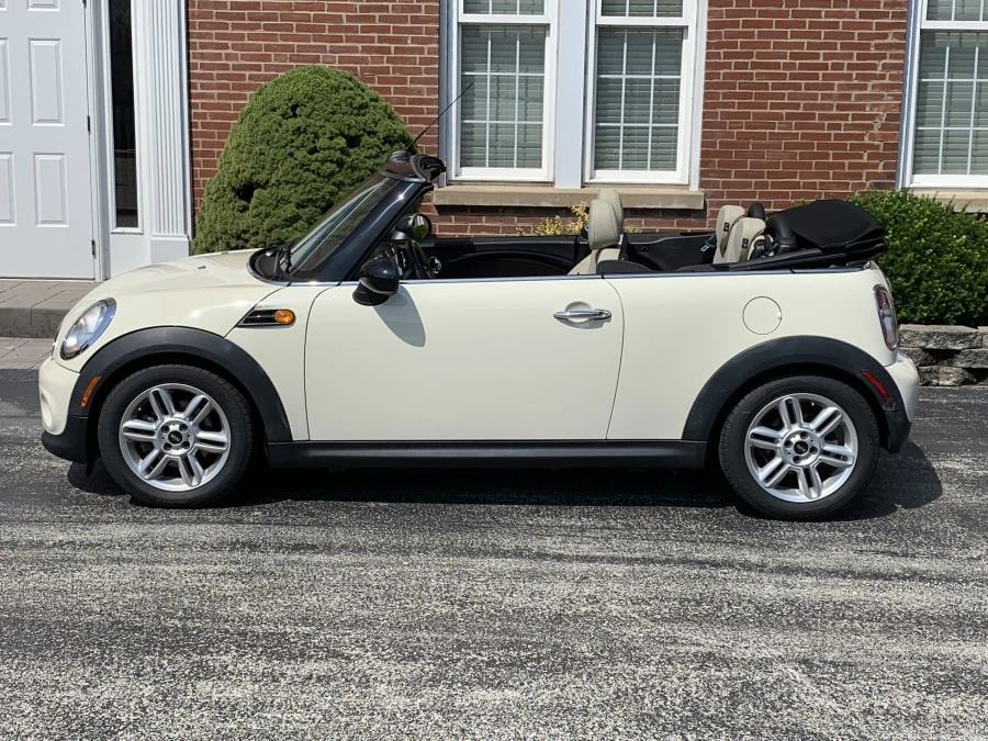 2012 Mini Mini 2nd Gen - Image 2 of 10